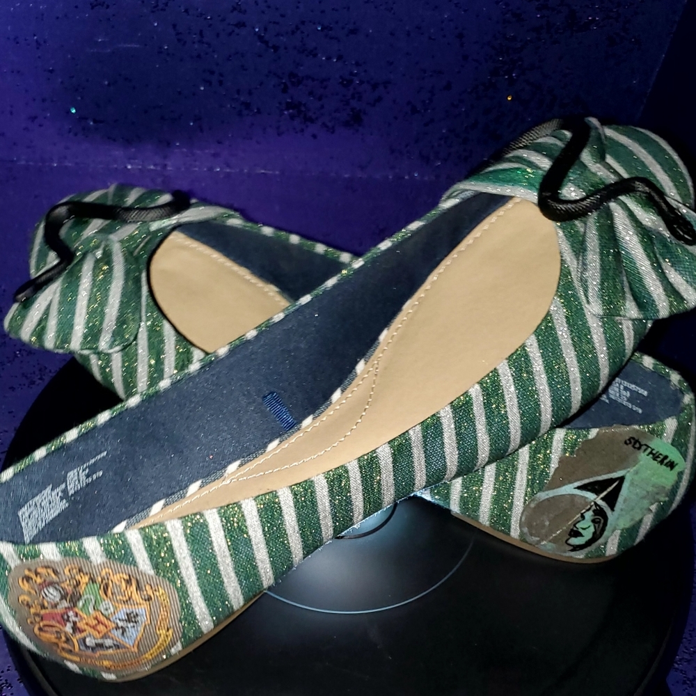 SLYTHERIN flats